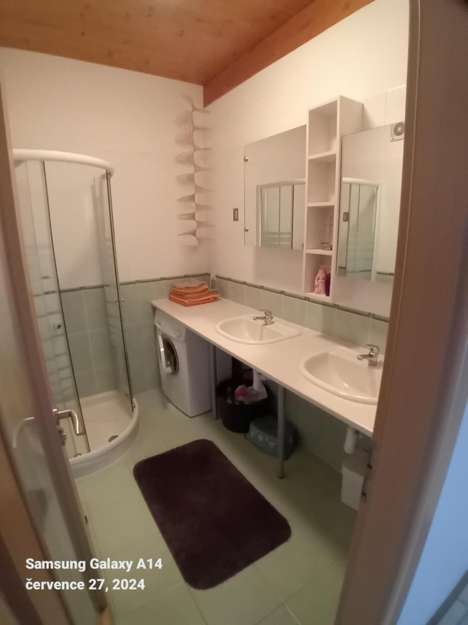 Apartman Lipno A12 Ліпно-над-Влтавою Екстер'єр фото