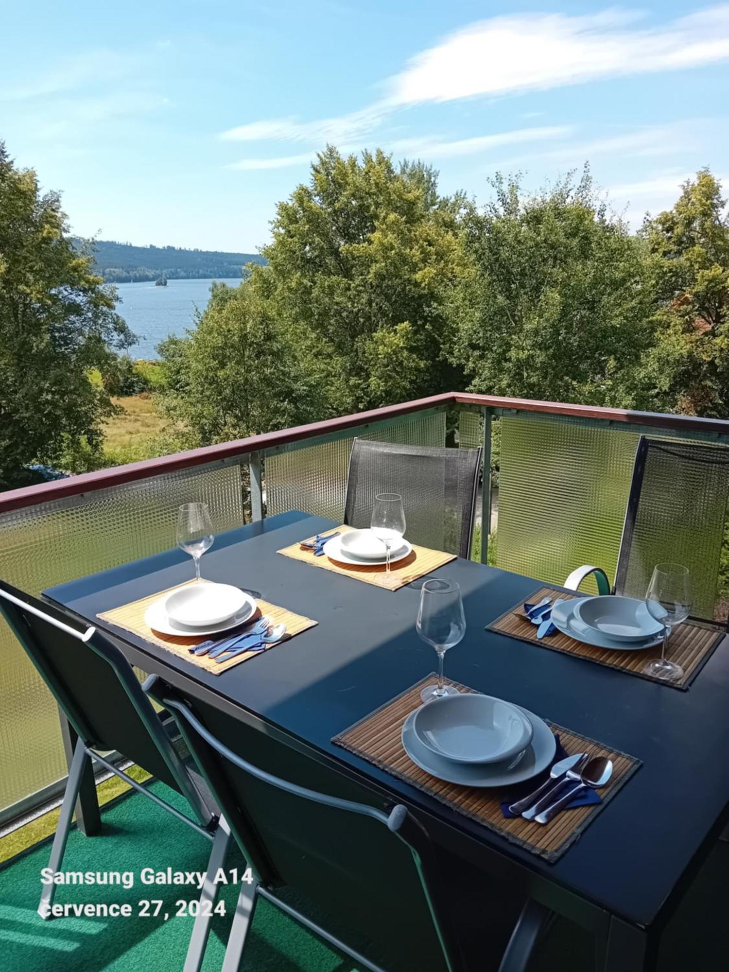 Apartman Lipno A12 Ліпно-над-Влтавою Екстер'єр фото
